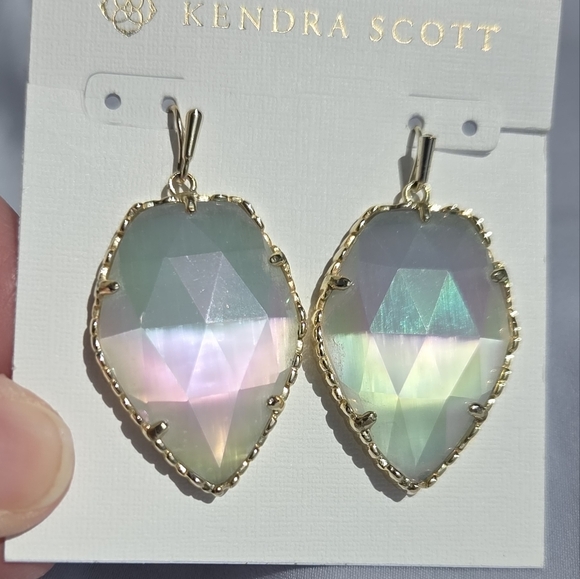 Kendra Scott Iridescent Slate Corley Earrings In Gold Setting - Picture 5 of 8